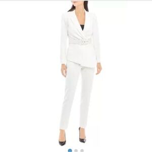 Elegant White Blazer and Pants Set